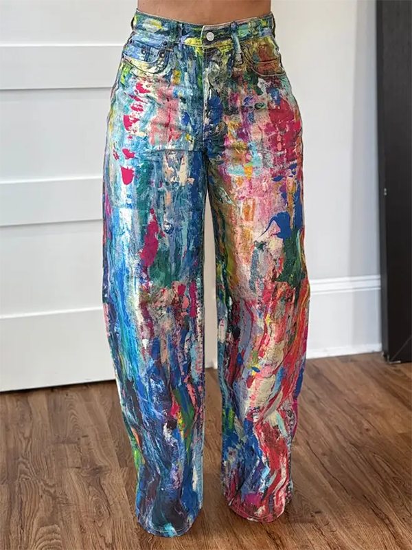 Gerade Jeans mit abstraktem Print – Ausverkauf