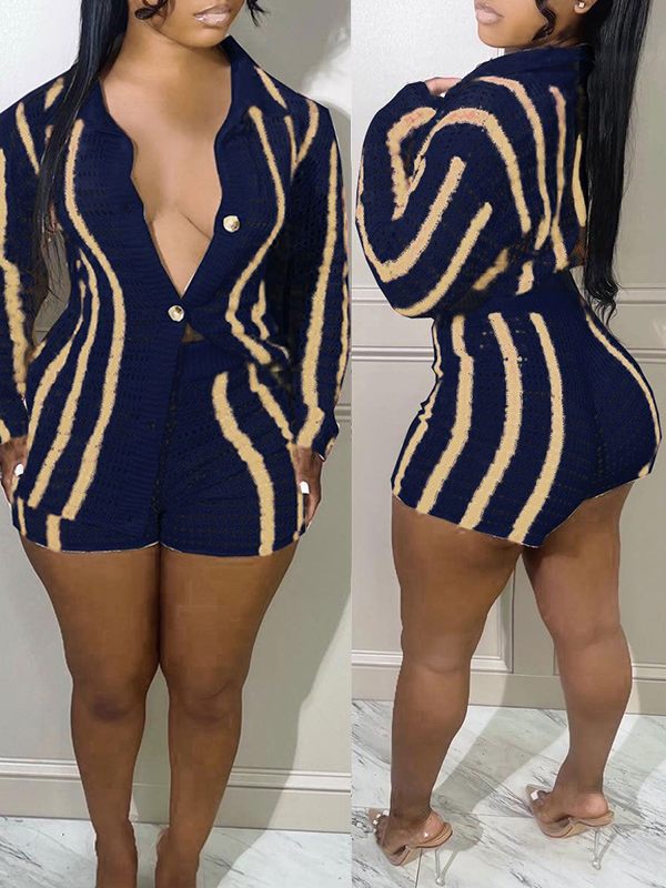 Ensemble chemise et short en tricot à rayures