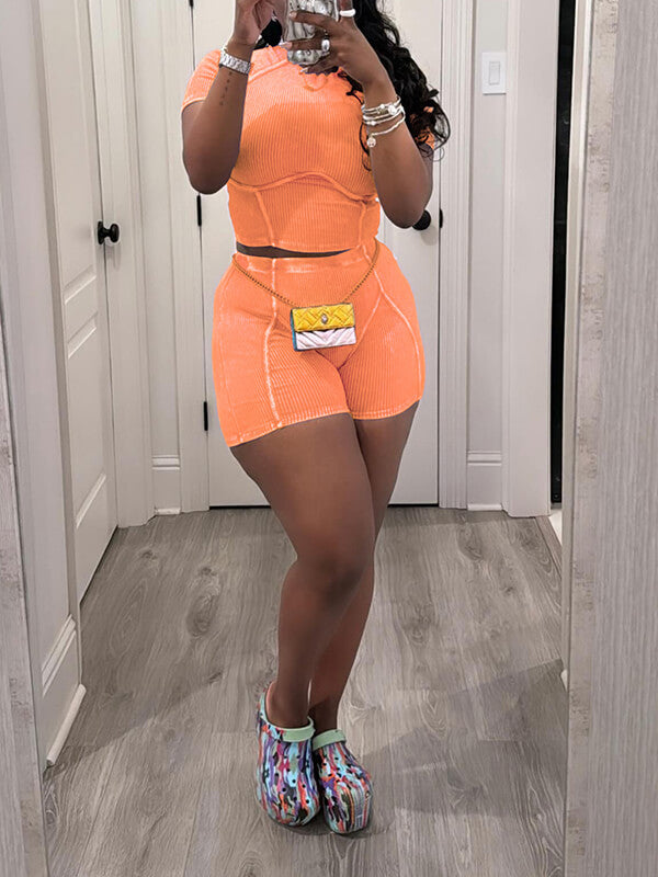 Ensemble t-shirt et short côtelés