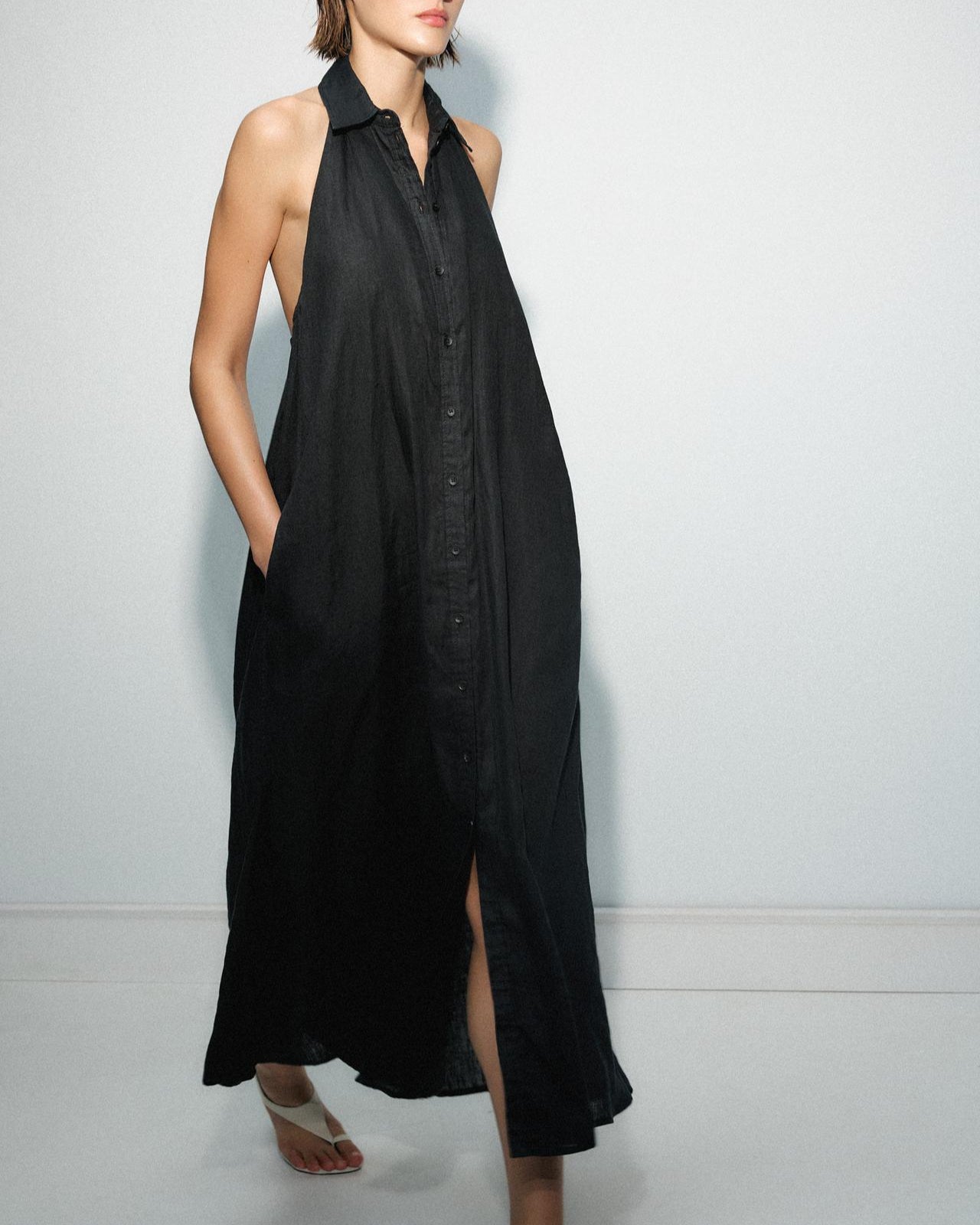 LEINEN-NECKHOLDERKLEID