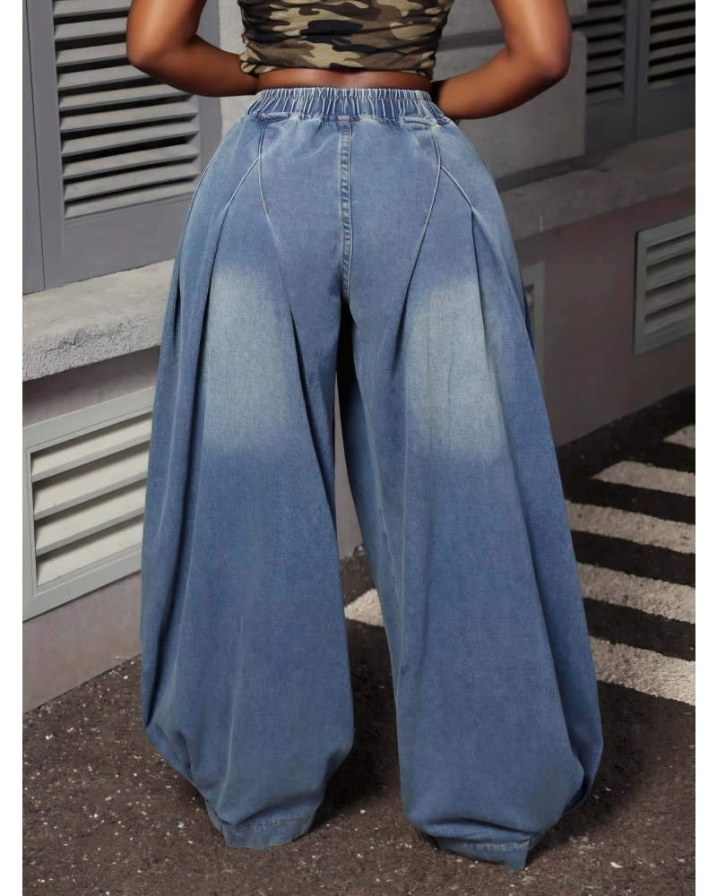 Exaggerated Pleat Pocket Wide Leg Jean