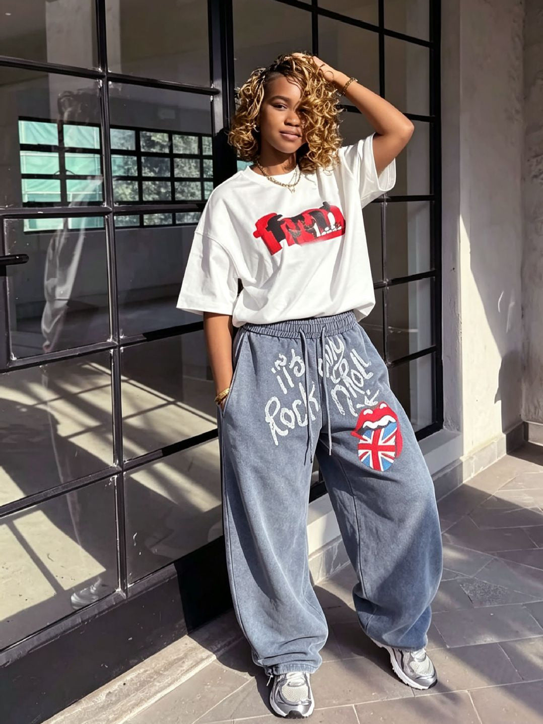 Lip Letter Print Washed Cuffed Sweatpants for Casual Streetwear