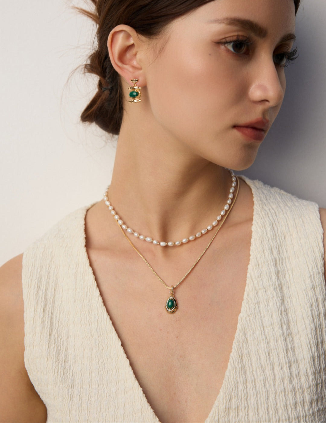 Eye of the Earth Natural Crystal Pendant Necklace