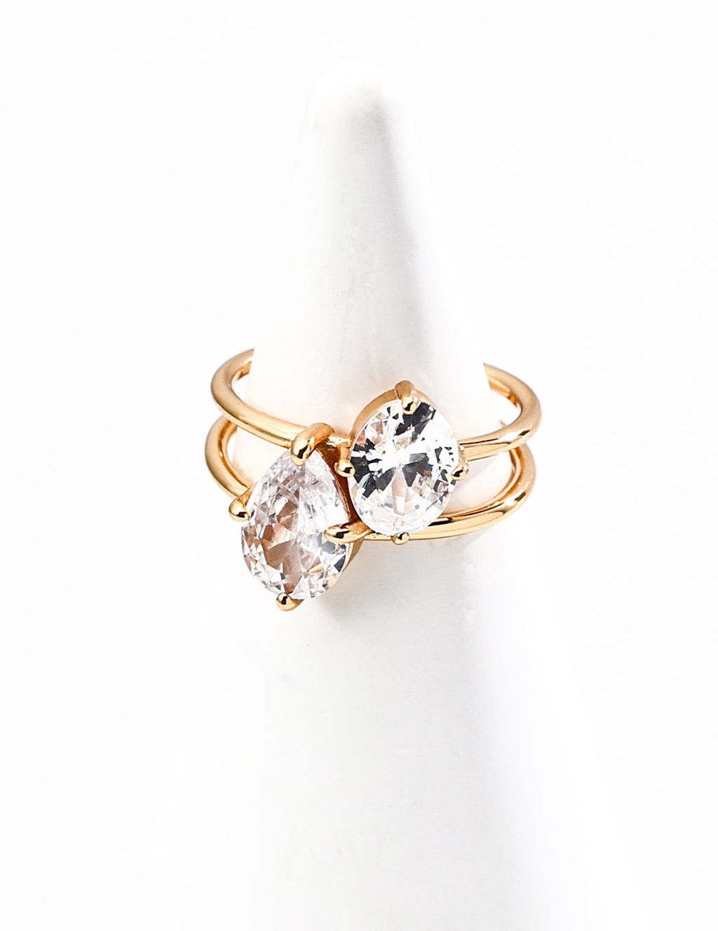 Heart to Heart Simple Zirconia Ring