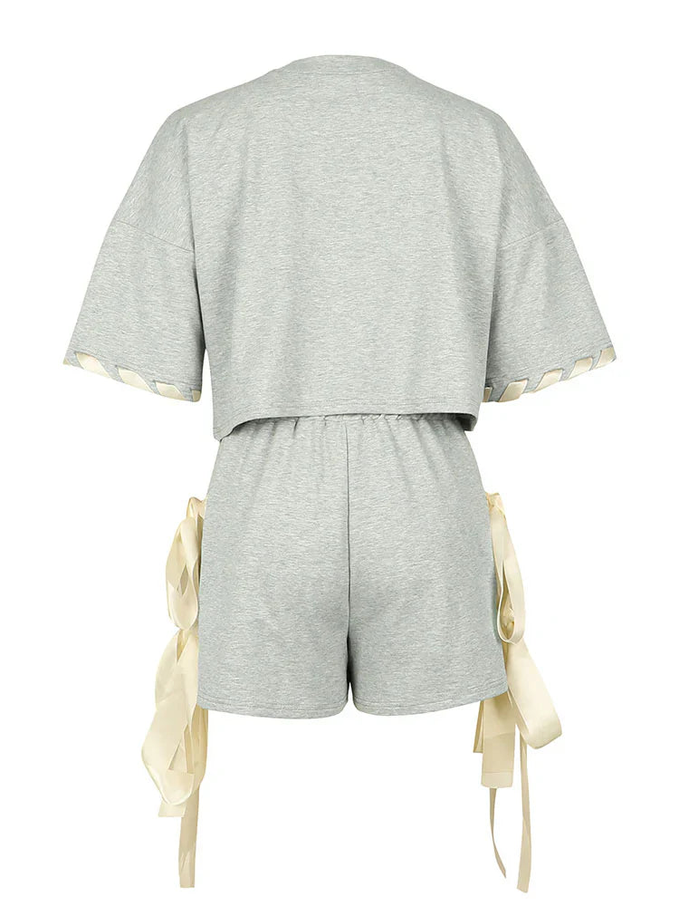 Contrast Crop Top & Bow Tie Shorts Set