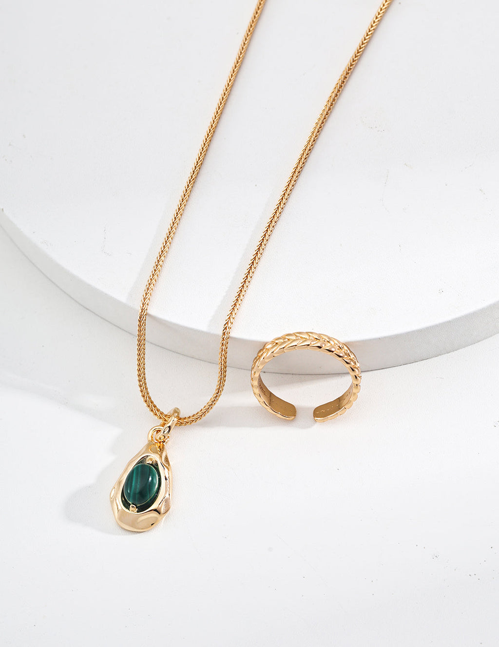 Eye of the Earth Natural Crystal Pendant Necklace