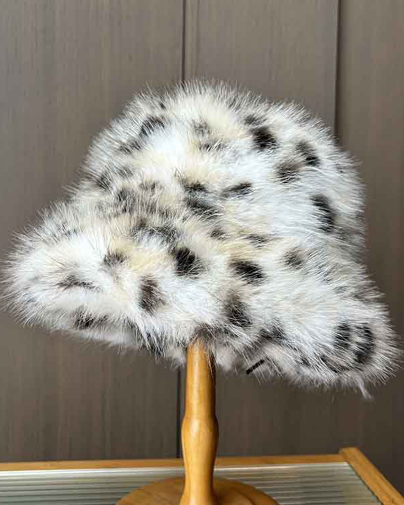 Winter Whisper Hat BlackDots