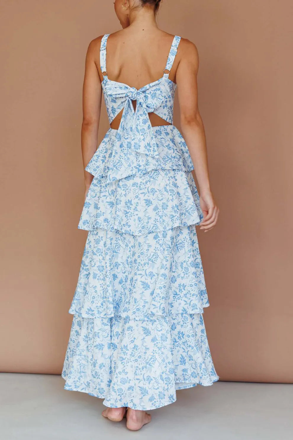 Floral Print Tie up Tiered Midi Dress