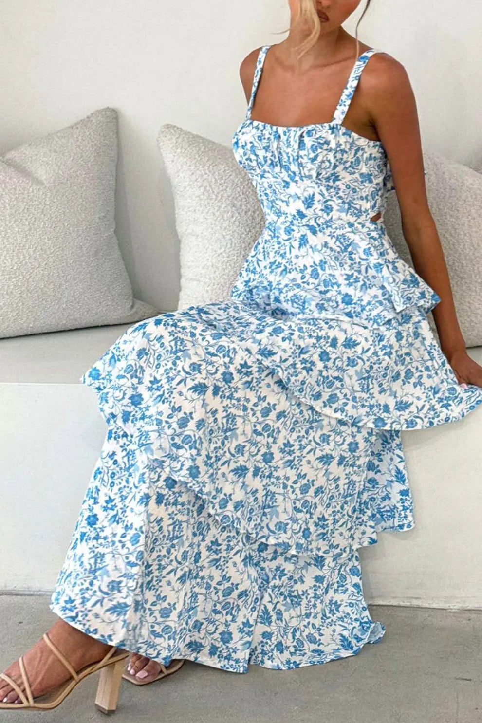 Floral Print Tie up Tiered Midi Dress