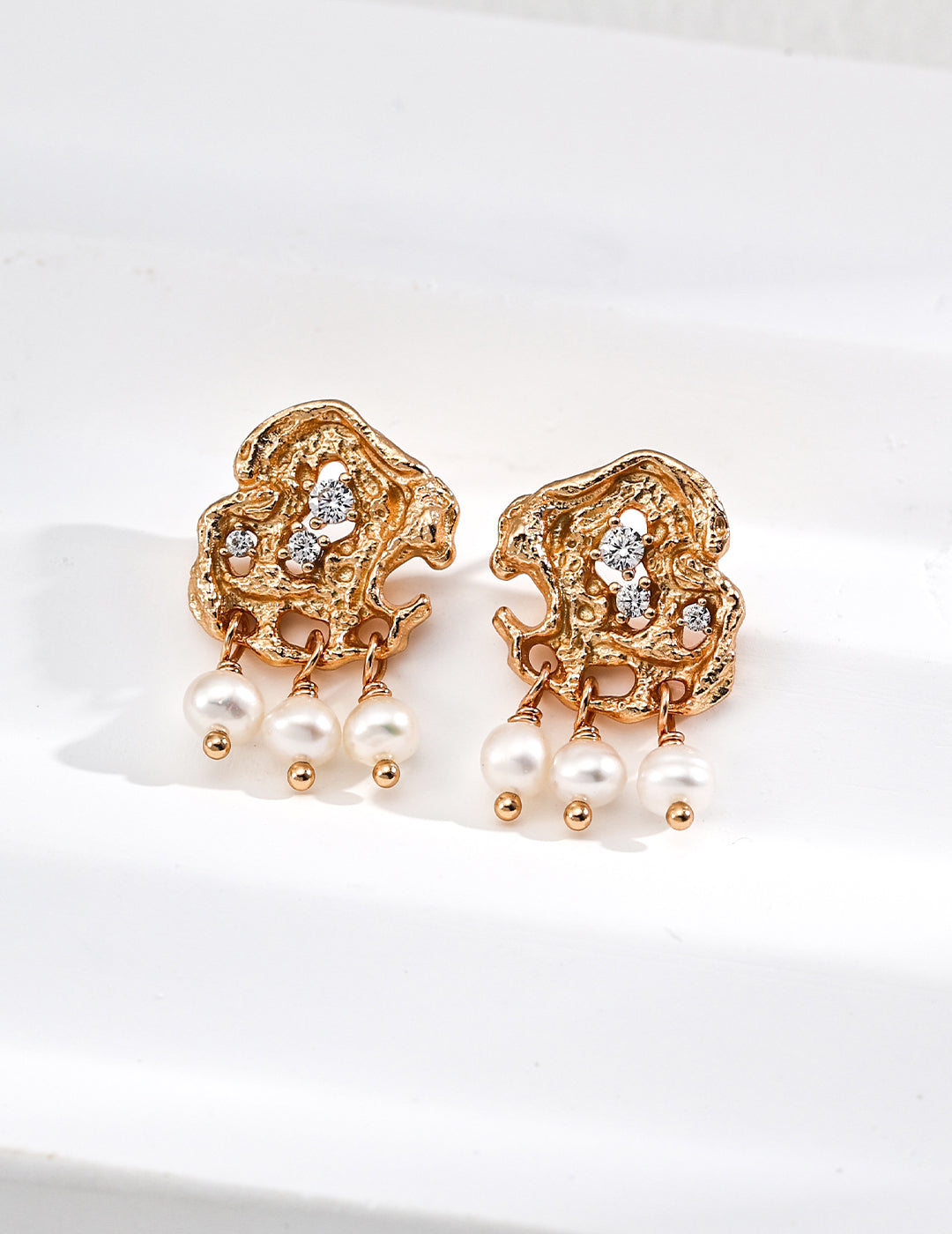 Vintage Natural Pearl Zirconia Earrings