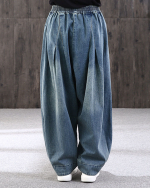 Relaxed Baggy Denim Jeans