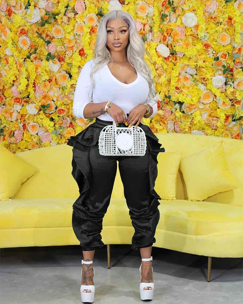 Ruffle Me pants Black