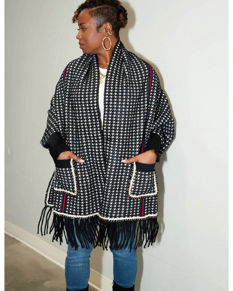 Rich Auntie Poncho Black-Red One size fits to 2XL
