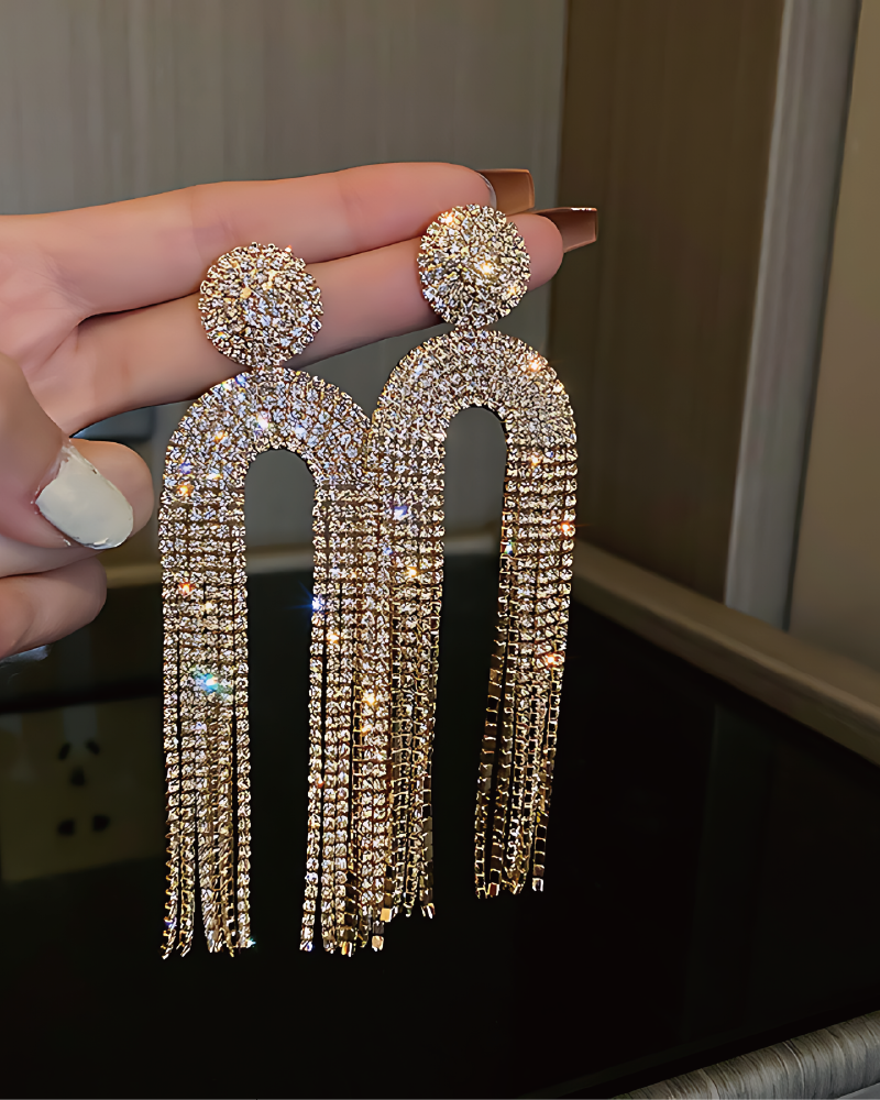 Elegant Tassel Earrings Gold