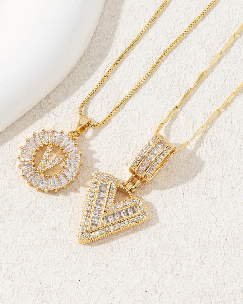 Initials Necklace 26 Letters V