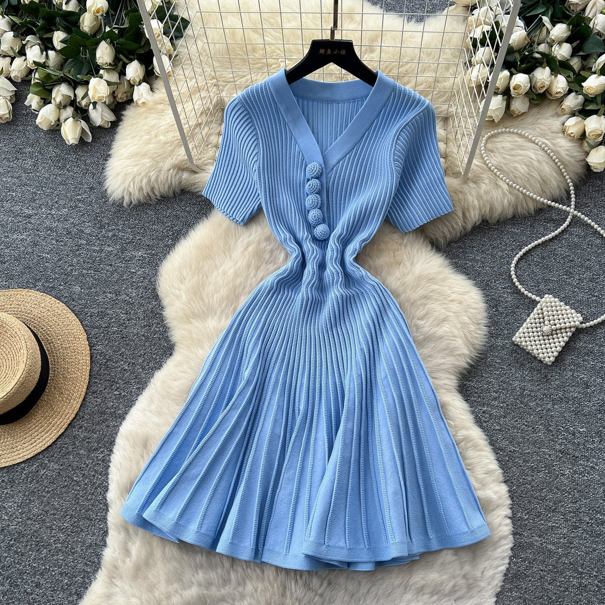 V-Neck Short Sleeve Knitted Dress for Casual Wear