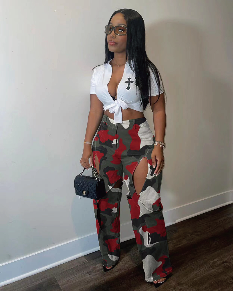 Camouflage Ripped Cargo Pants Red