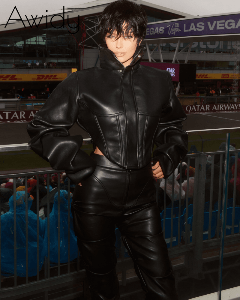 Shadow Ease Crop Jacket