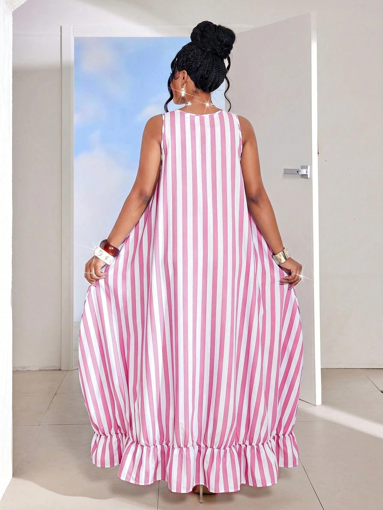 Striped Ruffle Edge Sleeveless Maxi Dress for Summer Beach Holidays