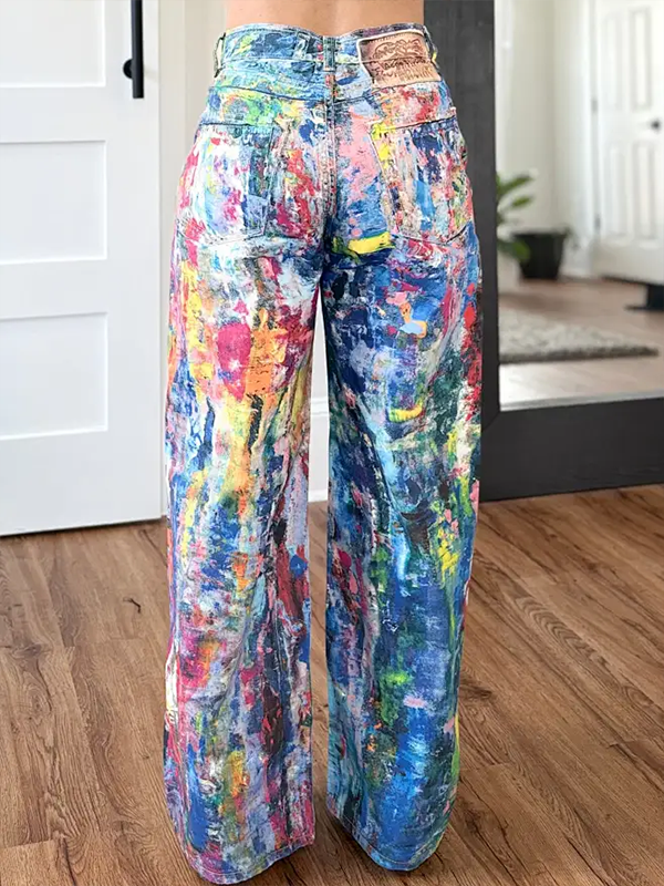 Gerade Jeans mit abstraktem Print