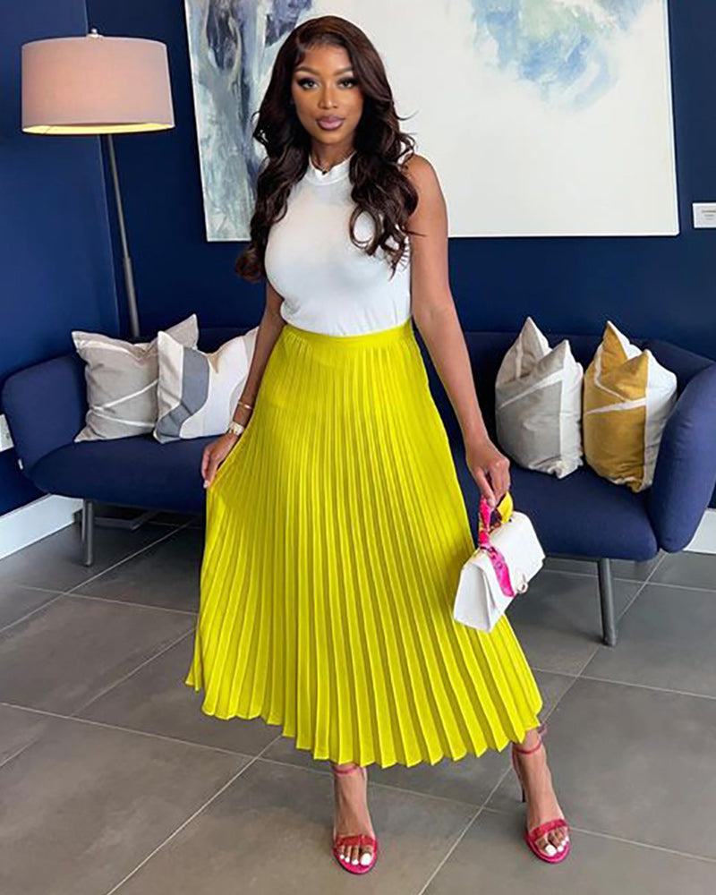 Satin pleated skirt Yellow