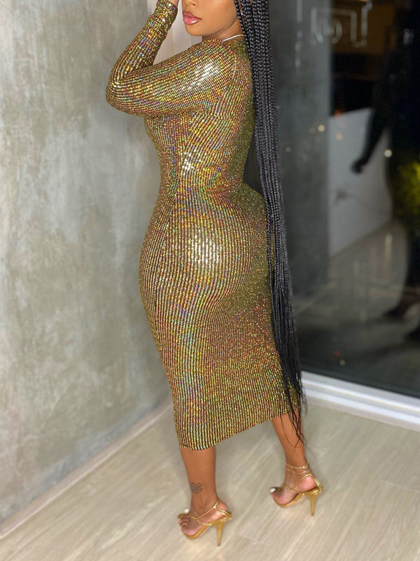 Glitzerndes Kleid mit V-Ausschnitt