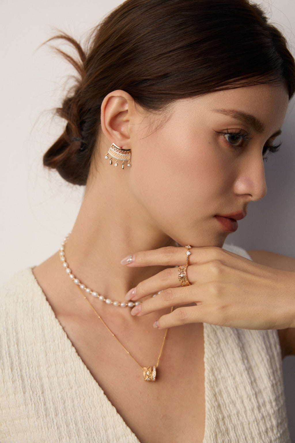 Vintage Design Zirconia Ring