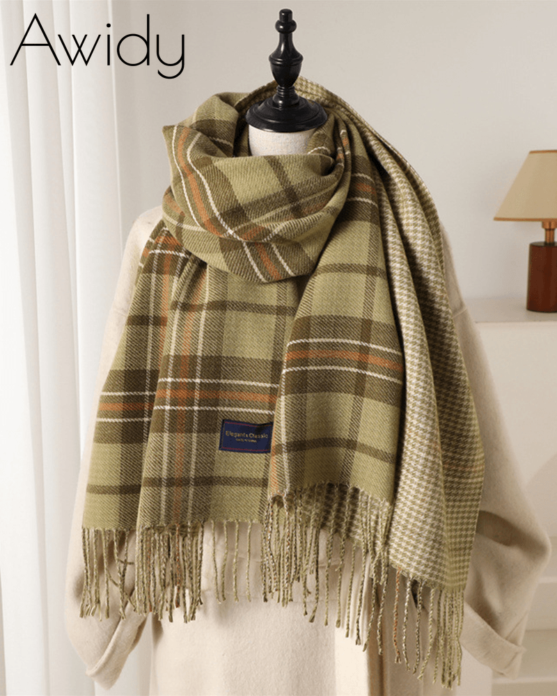 Gentle Weave Fringe Scarf
