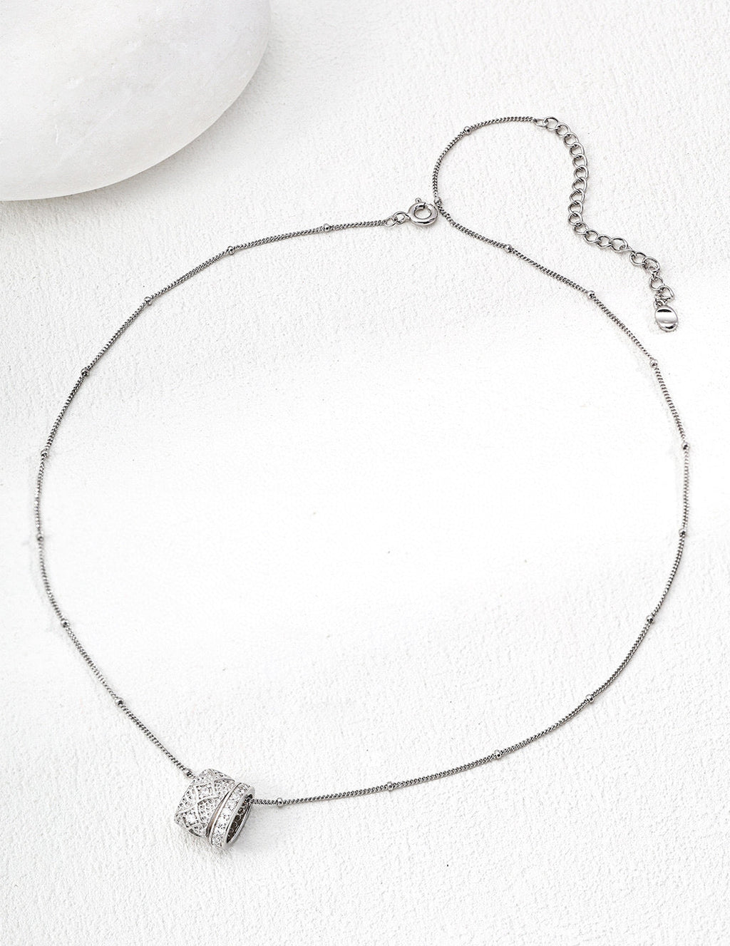 Vintage Star Zirconia Pendant Necklace