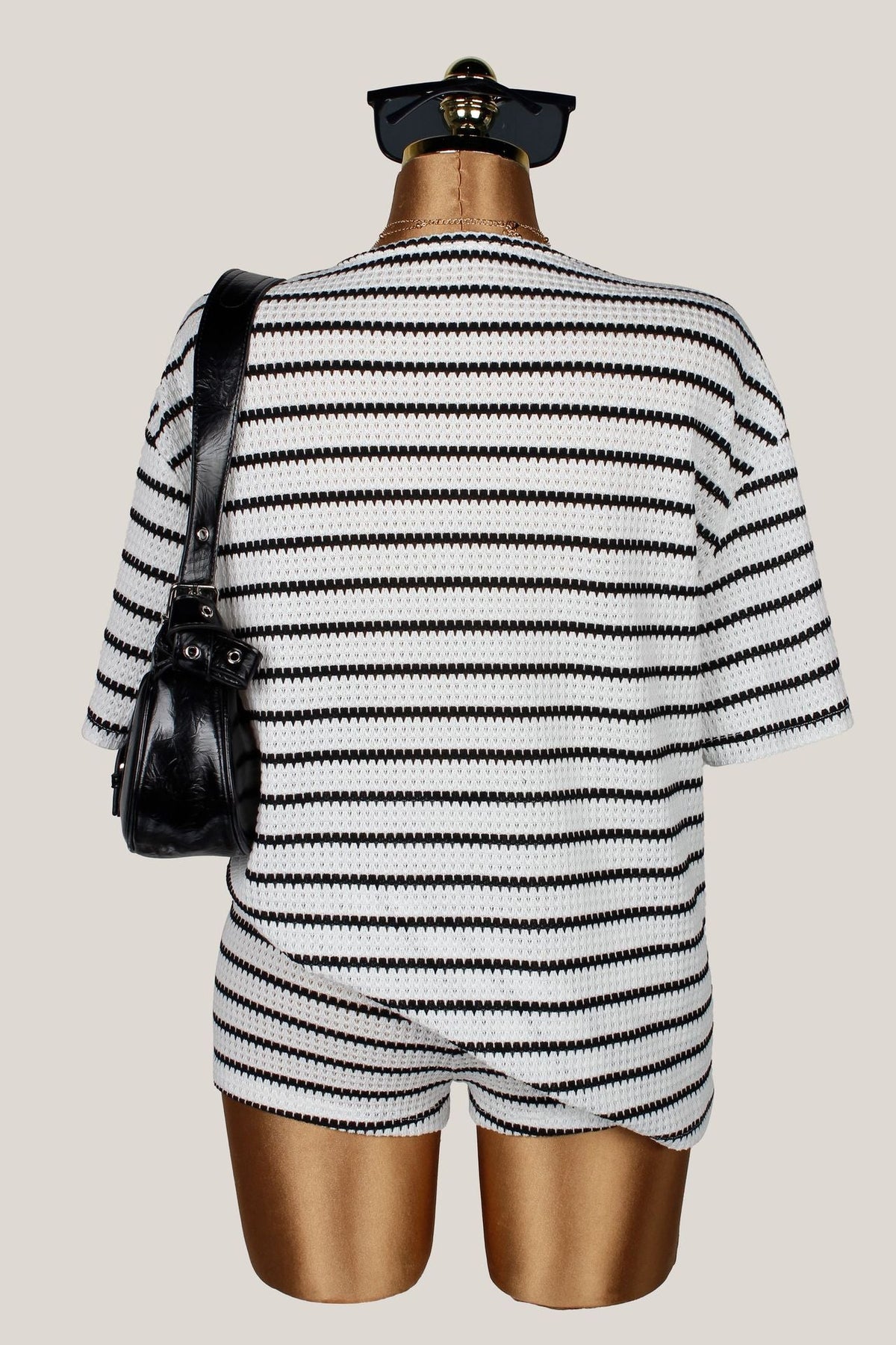 Round-Neck Patchwork Short-Sleeve Top & Shorts Two-Piece Set for Summer Casual Wear