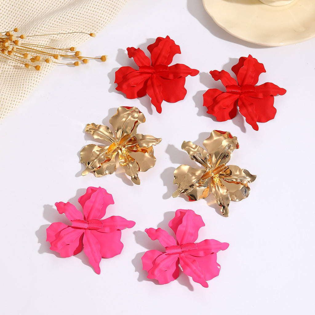 Fashionable Petal Earrings