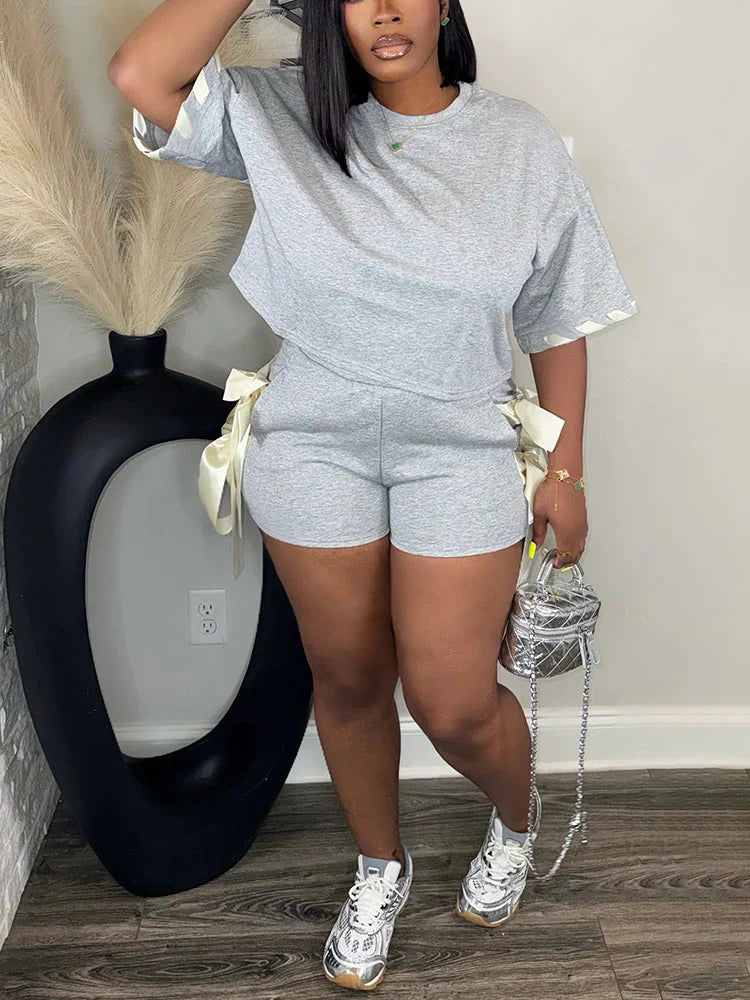 Contrast Crop Top & Bow Tie Shorts Set