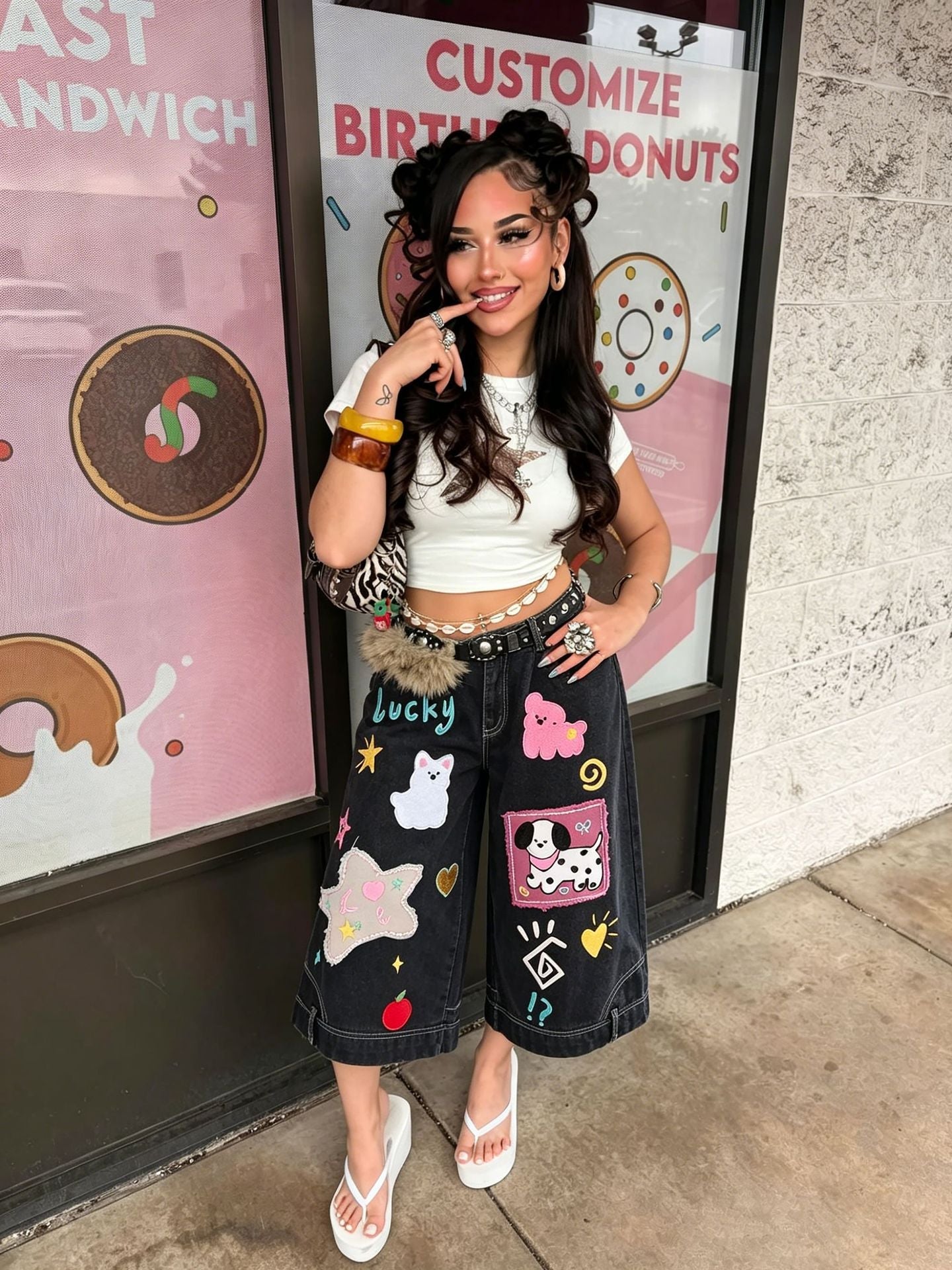 Puppy Cartoon Embroidered Capri Denim Pants for Casual Streetwear