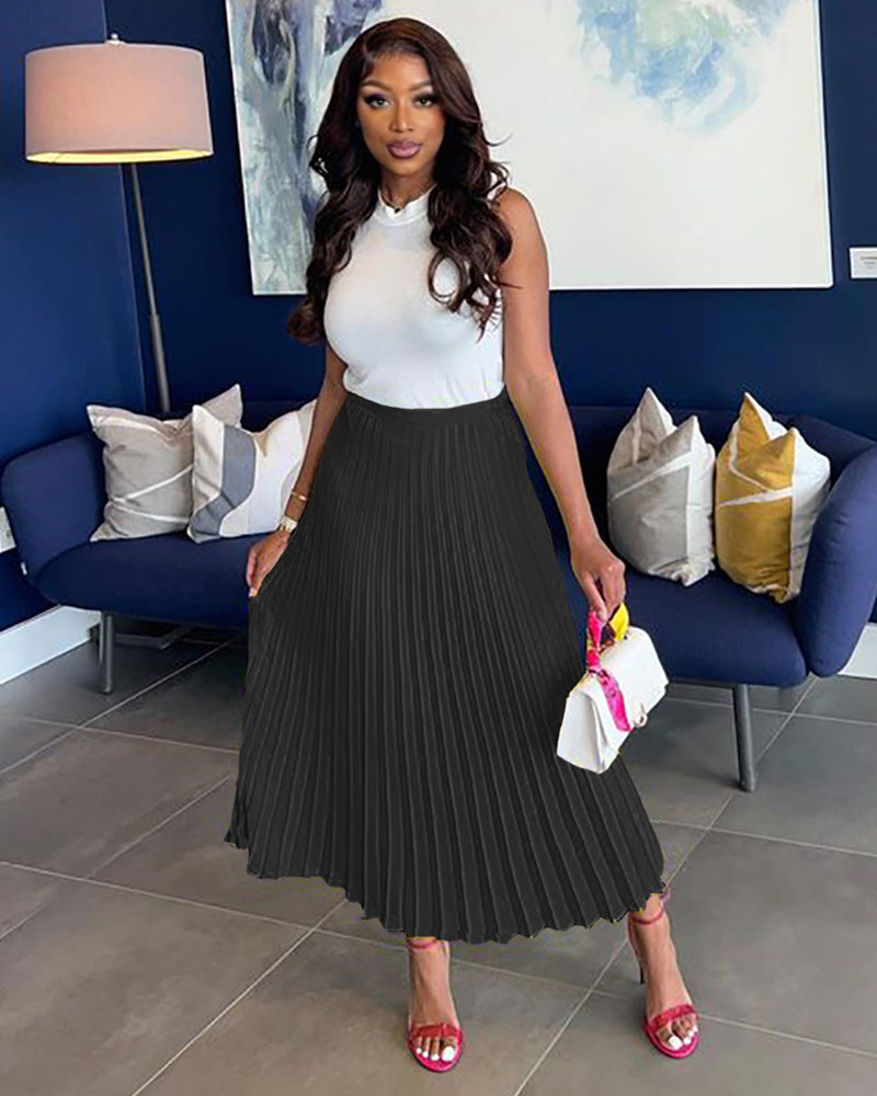 Satin pleated skirt Black