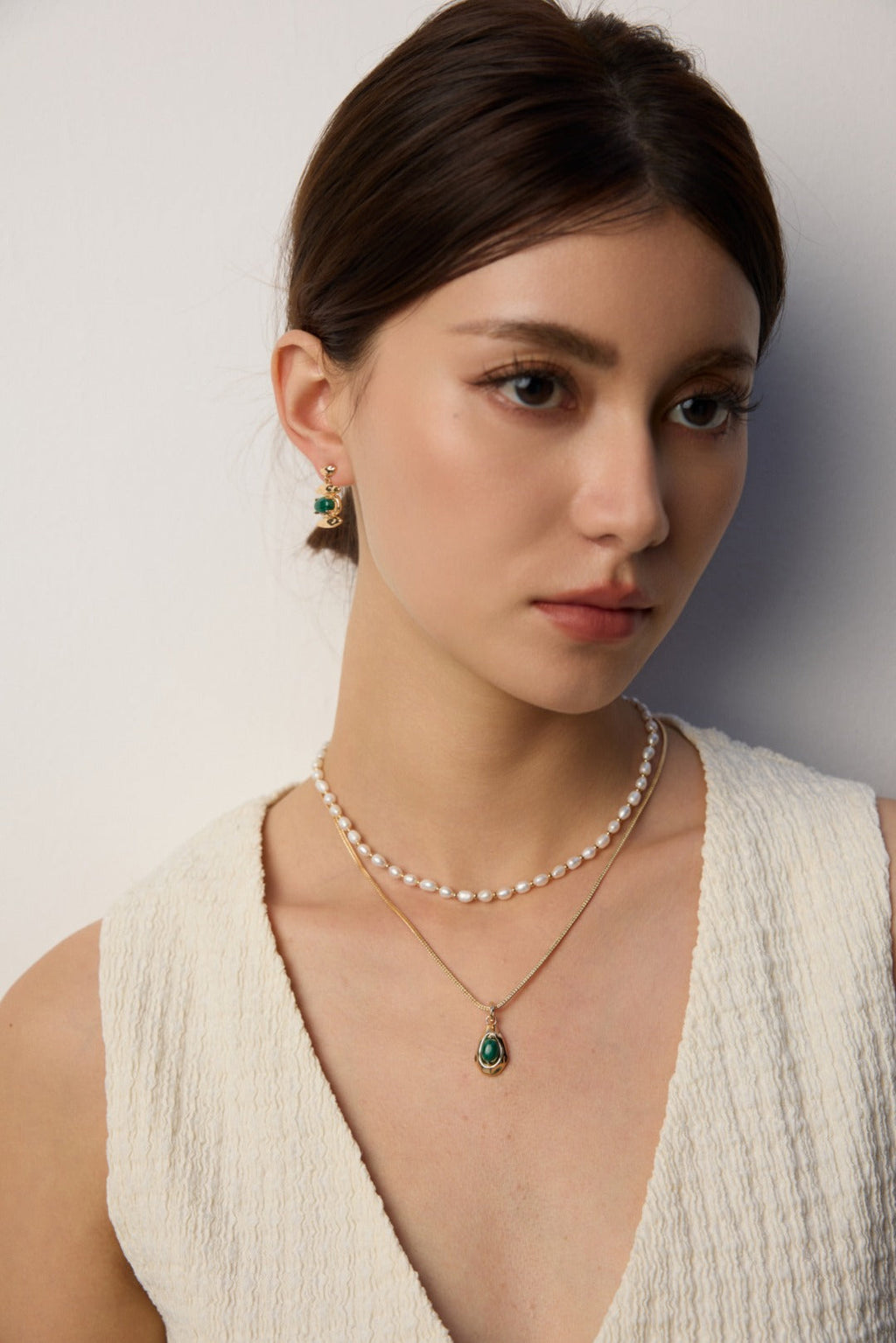 Eye of the Earth Natural Crystal Pendant Necklace