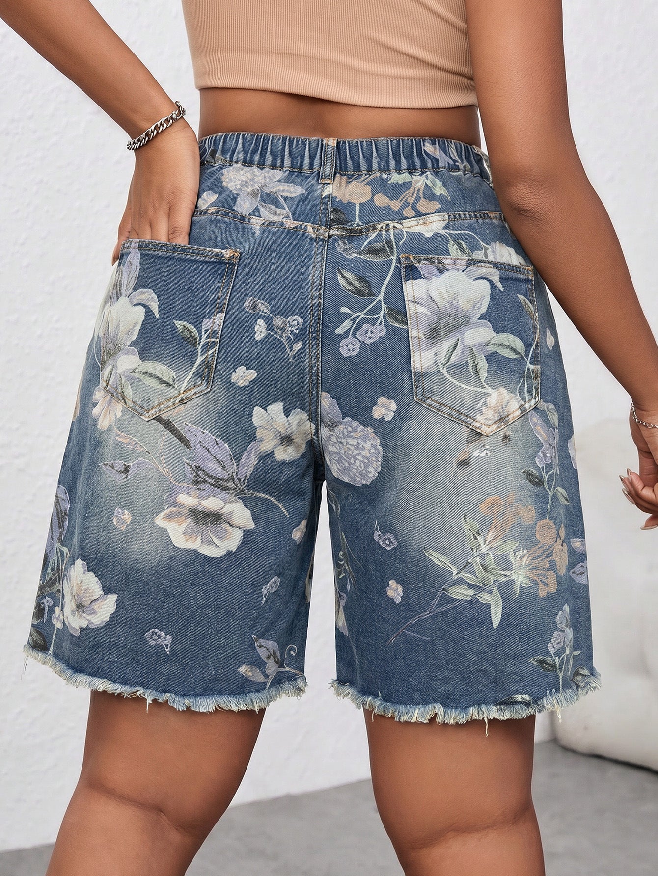 Plus Size Ripped Printed Denim Shorts for Casual Wear