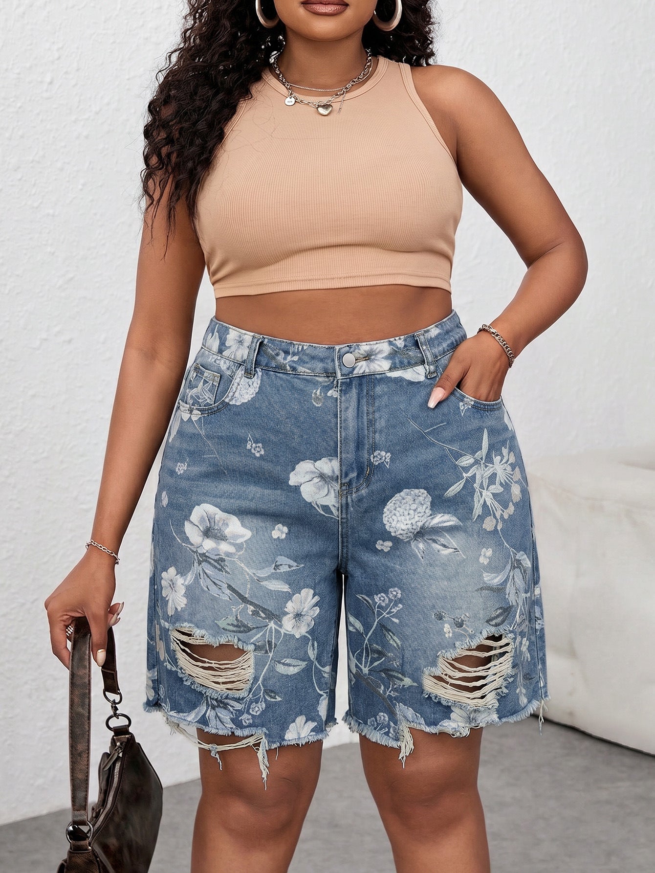 Plus Size Ripped Printed Denim Shorts for Casual Wear
