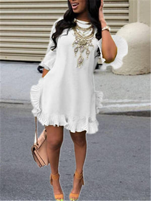 Asymmetrisches Rüschenkleid