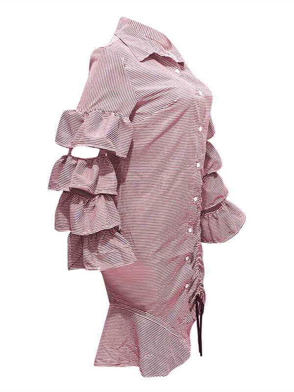 Gestuftes Kleid mit Rüschen, Kordelzug und Streifen – Ausverkauf