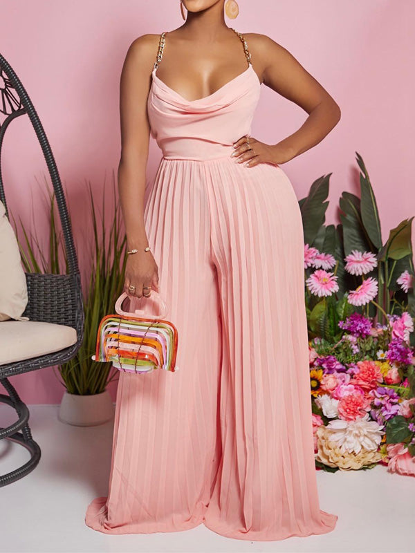 Neckholder-Jumpsuit mit weitem Bein und Plissee