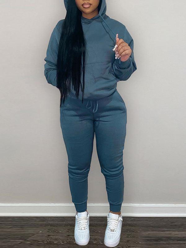 Ensemble sweat à capuche et pantalon uni - Liquidation