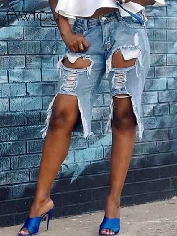 Zerrissene Bermudashorts