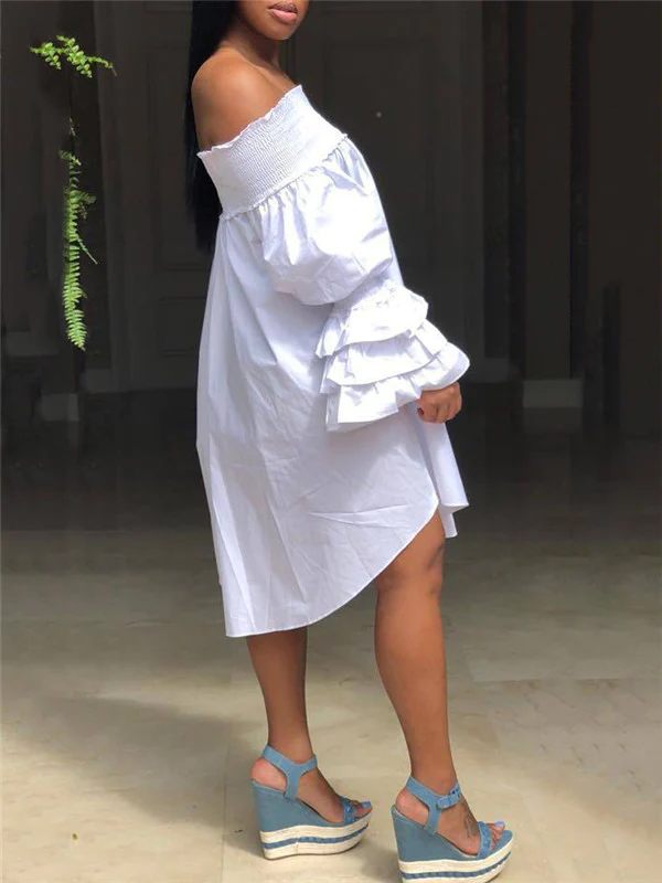 Einfarbiges, schulterfreies Rüschenkleid – Ausverkauf