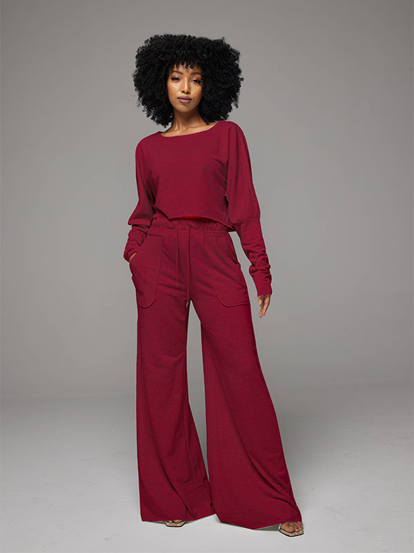 Set aus Sweatshirt mit offenem Schnitt und Hose mit weitem Bein
