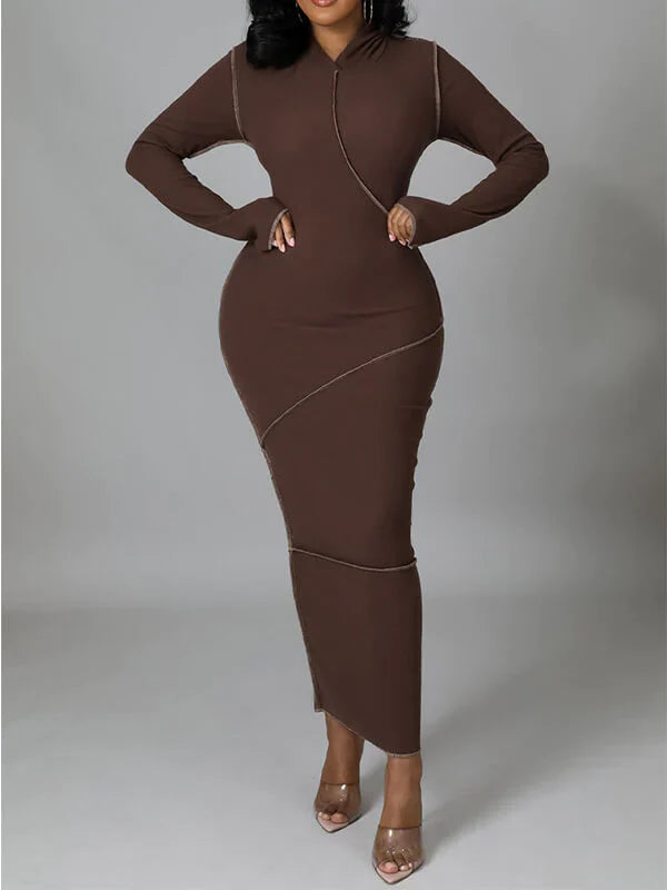 Robe à capuche à l'envers