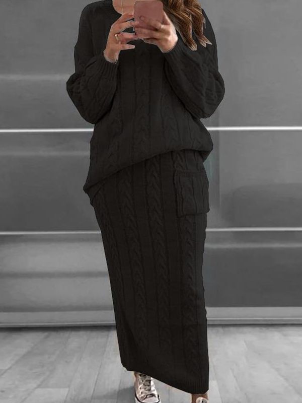 Ensemble pull et jupe en maille torsadée