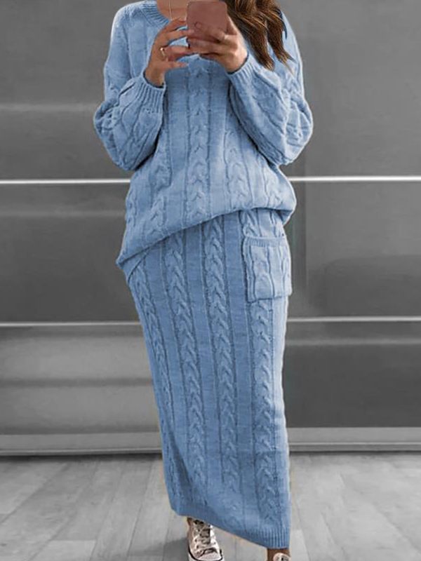 Ensemble pull et jupe en maille torsadée