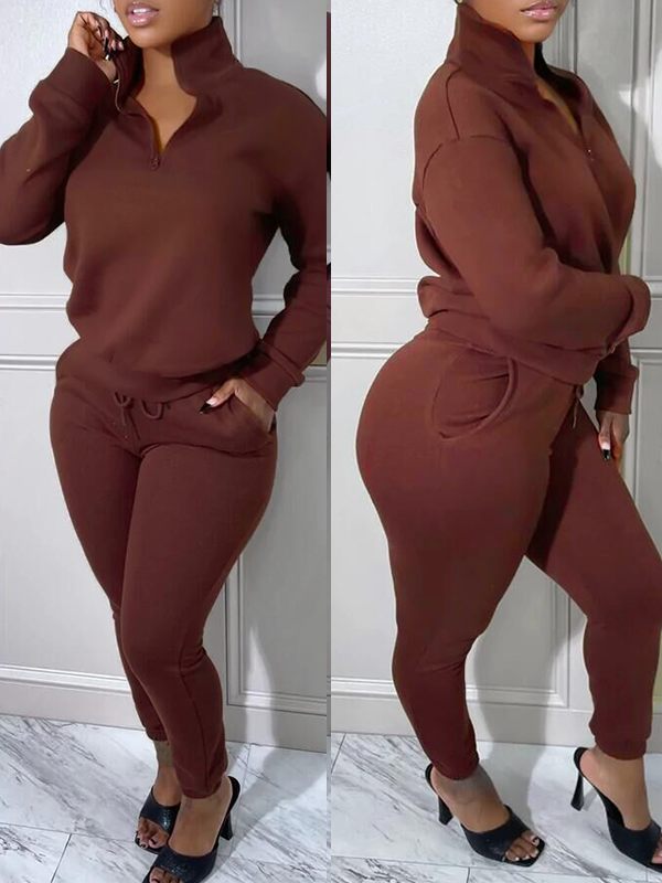 Ensemble sweat-shirt zippé et pantalon de jogging