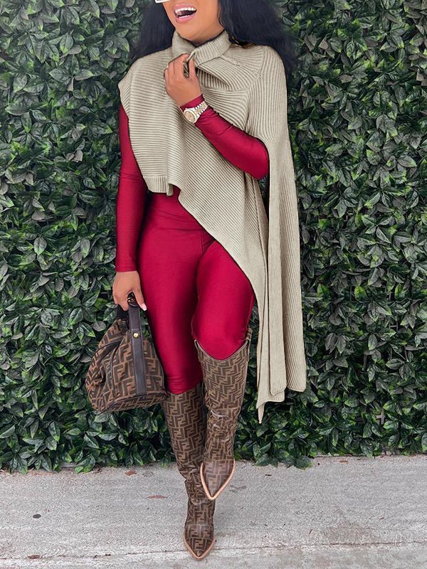 Cape en tricot à col roulé asymétrique