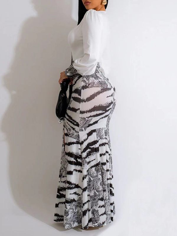 Bedrucktes Kombi-Kleid mit V-Ausschnitt und Schlitz